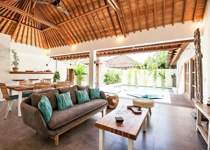 Villa 2br Private Pool In Oberoi, 5min To