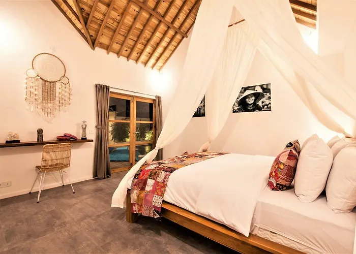 Villa 2br Private Pool In Oberoi, 5min To *
