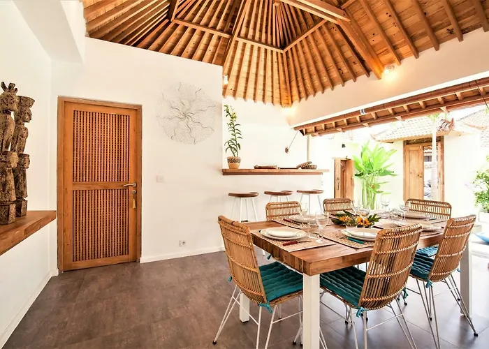 Villa 2br Private Pool In Oberoi, 5min To *